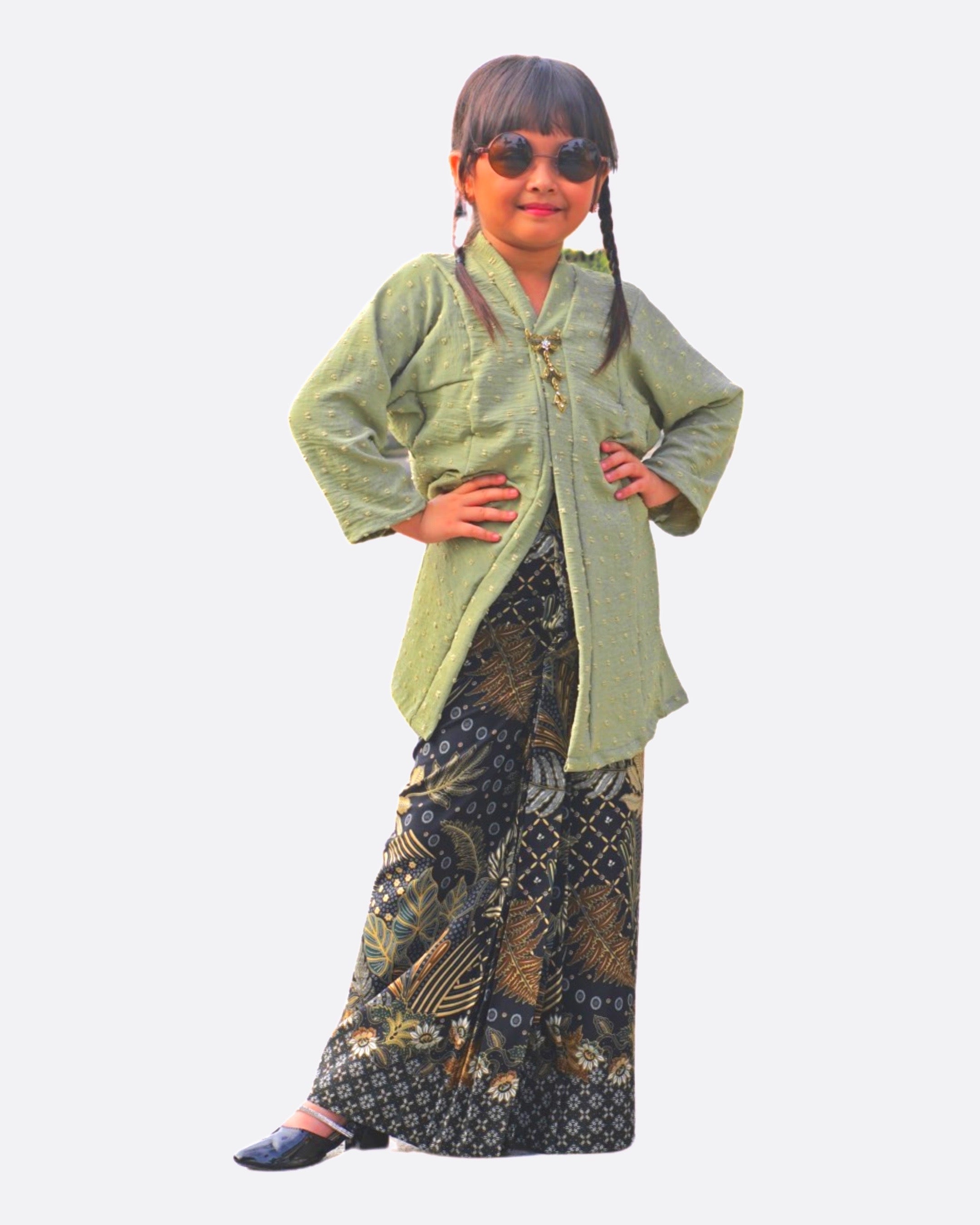 KIDS RELAXED BATIK KEBAYA – Batique